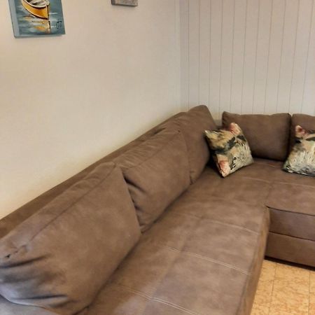 Apartmani Banina Ika Εξωτερικό φωτογραφία