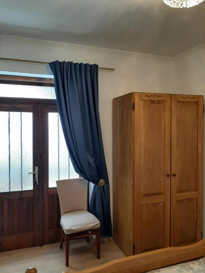 Apartmani Banina Ika Εξωτερικό φωτογραφία